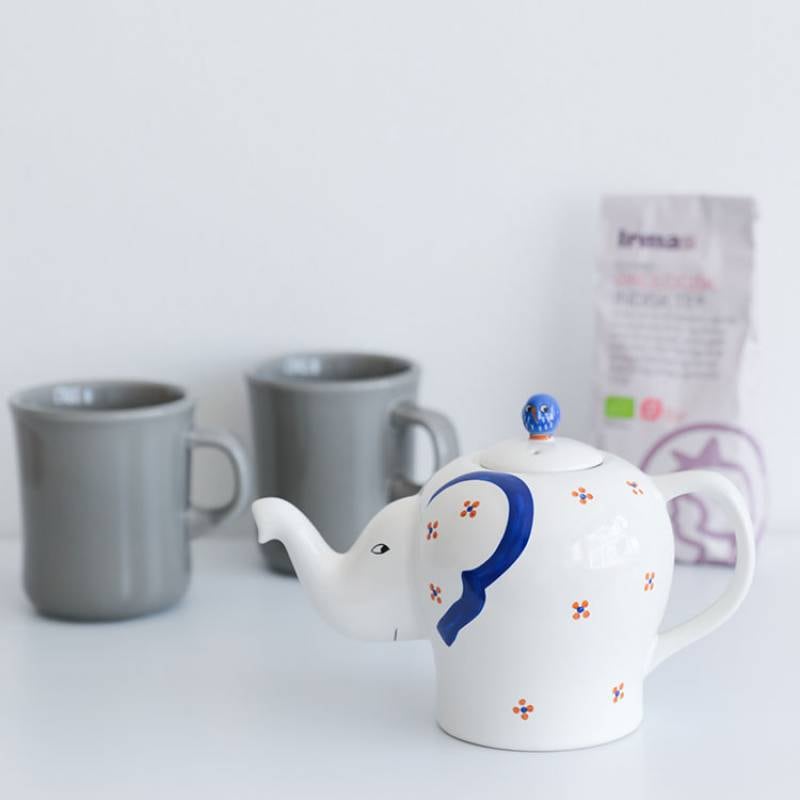 LisaLarson リサラーソン 平和のためのポット【ポット ゾウ 瀬戸焼 磁器 ティー ティーポット 茶 急須 茶瓶 お茶 ティータイム キッチン用品 インテリア雑貨 キッチン雑貨 北欧 テイスト