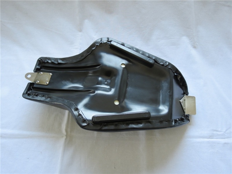 ハーレー　スポーツスター　ソロシート　xl883 xl1200 楽天市場】ハーレースポーツスター ソロシート XL883/883L/1200N