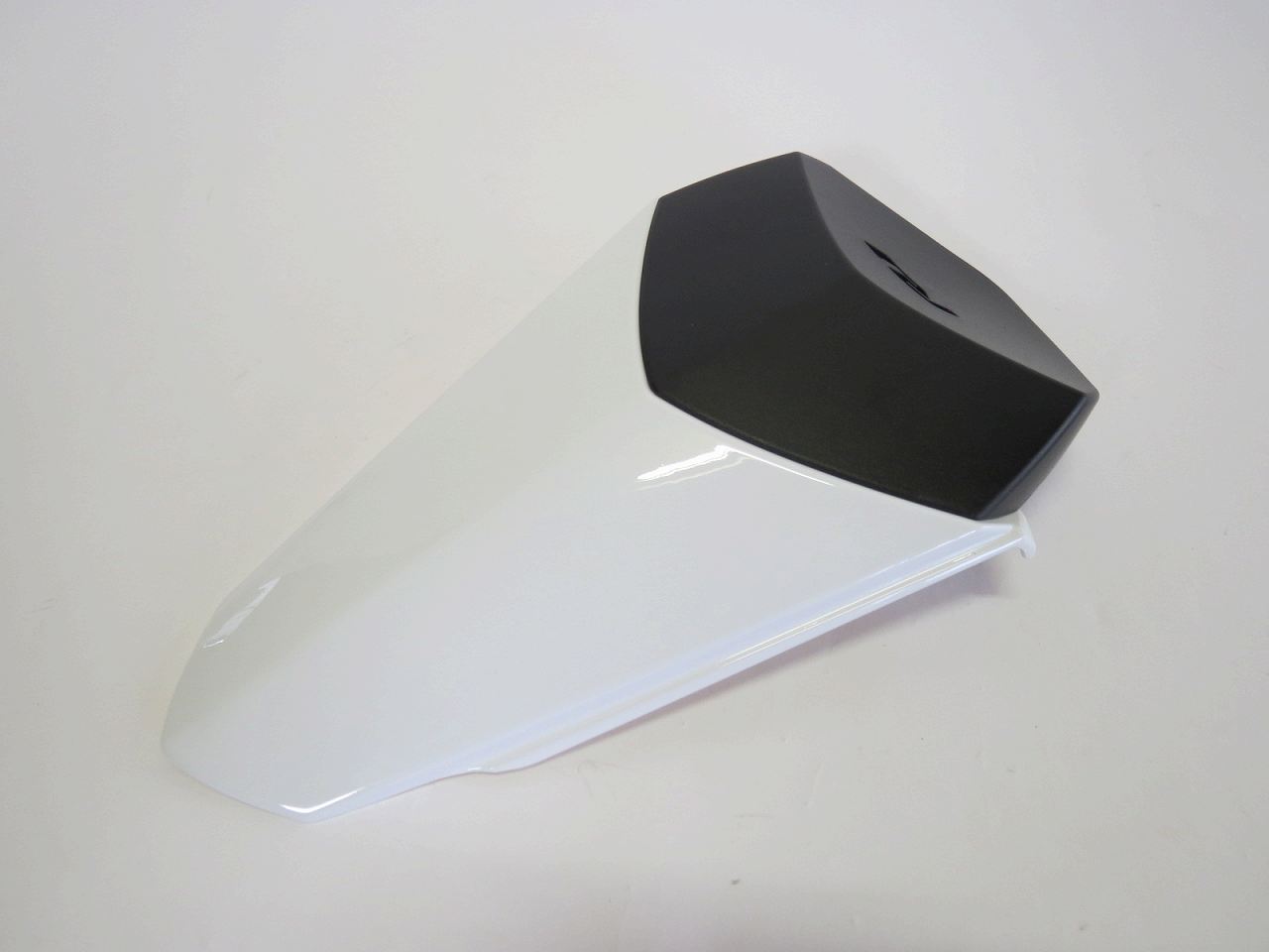 YZF-R1M シングルシートカウル YZF-R1 R1 R1M 2015年～ シングルシートカウル カーボン調 | YAMAHA