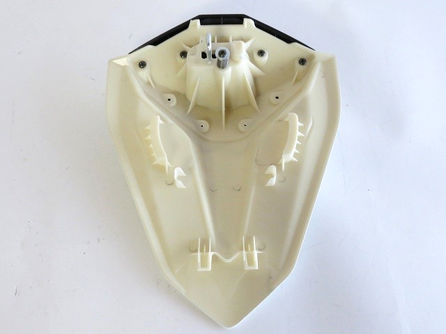 22 CBR250RR MC51 シングルシートカバー白 中古 CBR250RR MC51