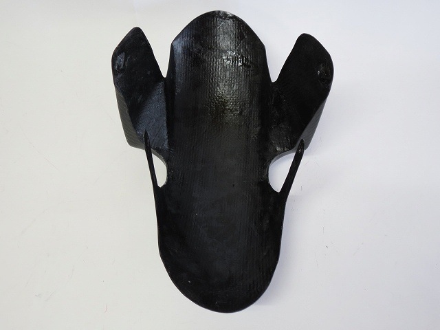 GSX-R1000専用COERCE RSリアフェンダー、チェーンカバー スズキ GSX