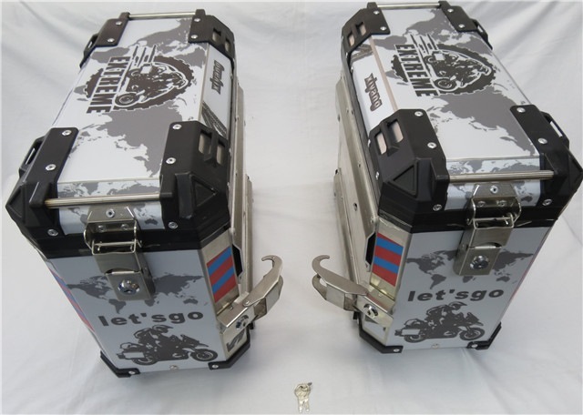 アルミサイドケース　サイドセット　サイドケース 汎用　36L　左右セット　銀|Z400/250|KAWASAKI