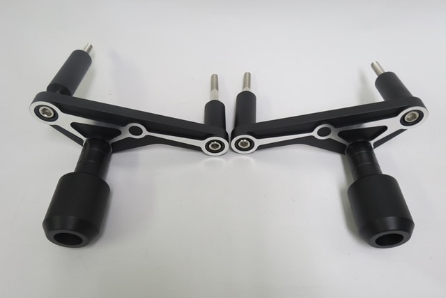 Ducati 2016-2018 Diavel 1260 2019-2020 フレームスライダー 銀|DUCATI