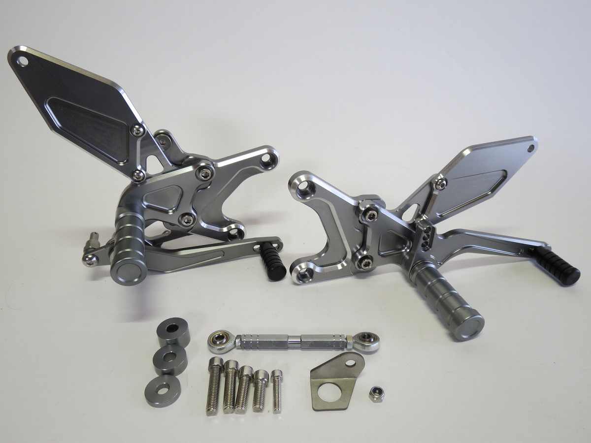 Z900RS z900rs cafe 2018- CNC 調整式  バックステップ Bタイプ 灰|Z900RS|KAWASAKI