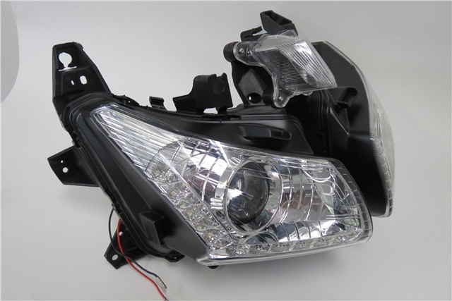 ヘッドライト LED付き Yamaha Tmax530 2012-2014 クリア