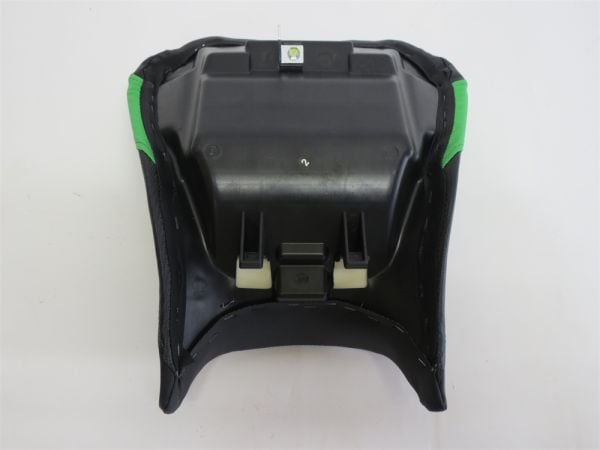 Z400 2019〜 10mm？UP社外シート ハイシート NINJA400にも Z400 2019〜 10mm？UP社外シート ハイシート NINJA400にも