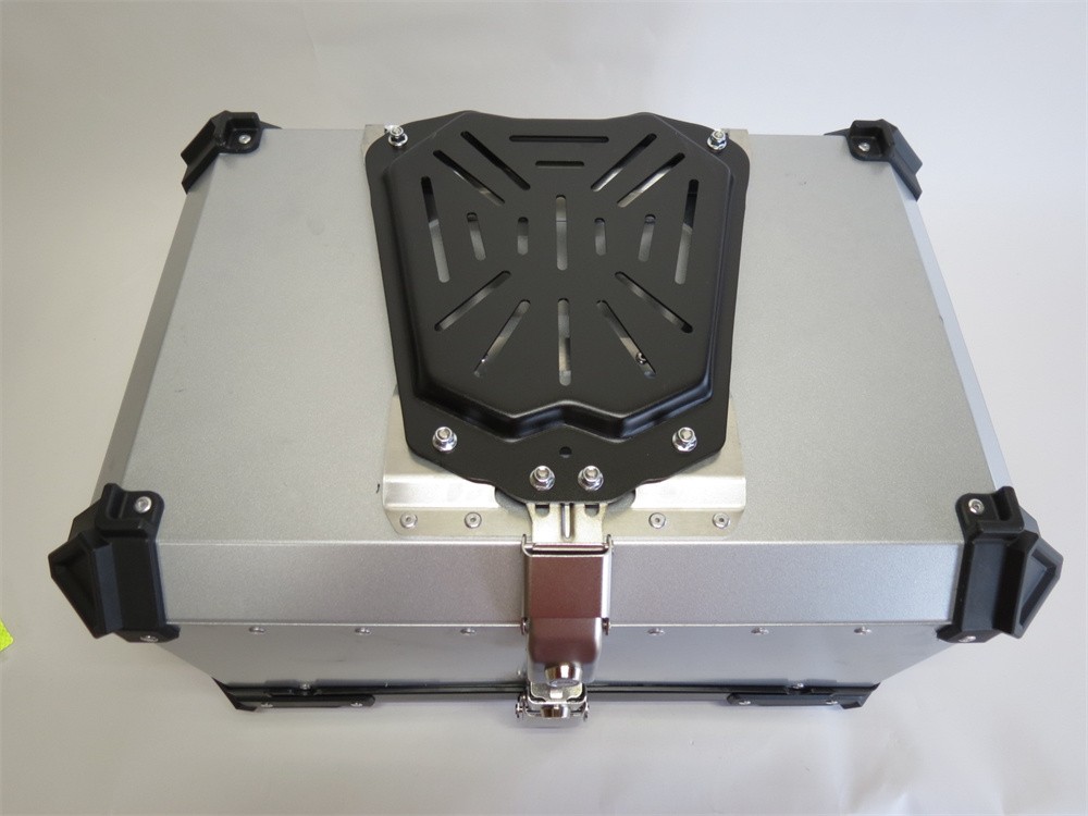 みっちゃん様フォルツァsi 純正リアボックス ホンダ Honda(ホンダ) 取付セット一式 純正 23年 21年モデル