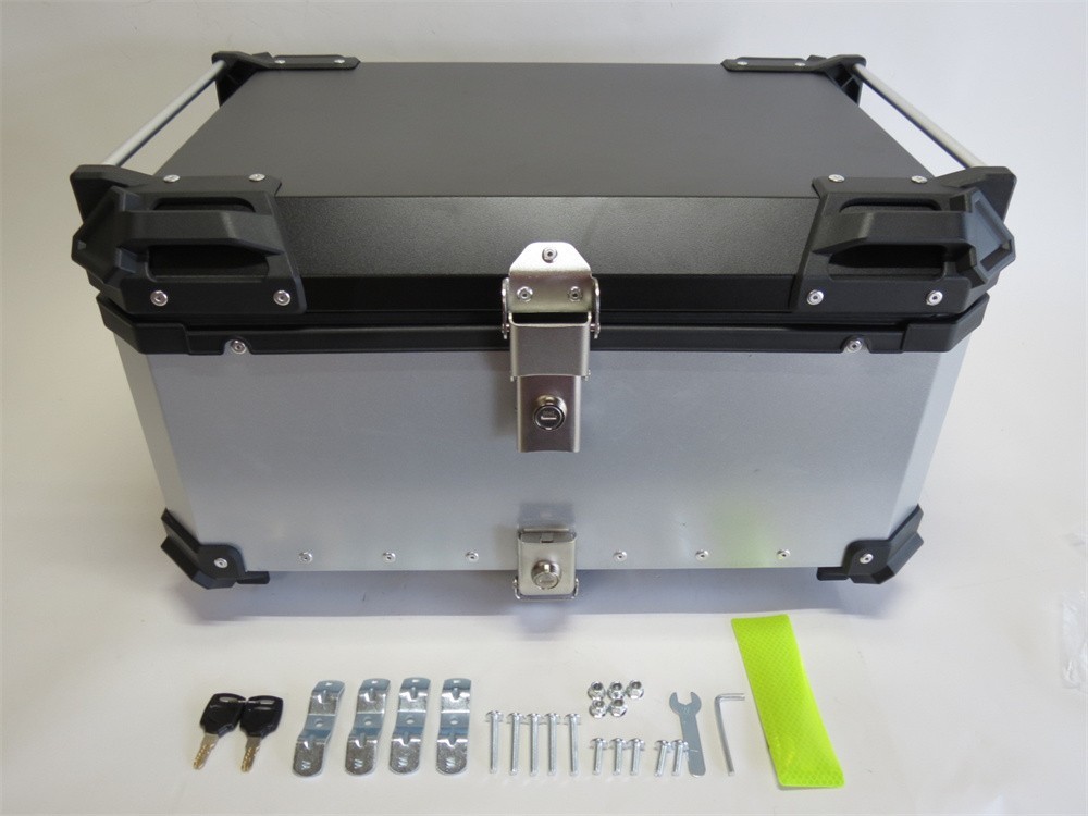 ADV 160 adv160 2023 以降 アルミマルチウイングリアキャリアC & 65Lリアボックス黒銀|ADV|HONDA