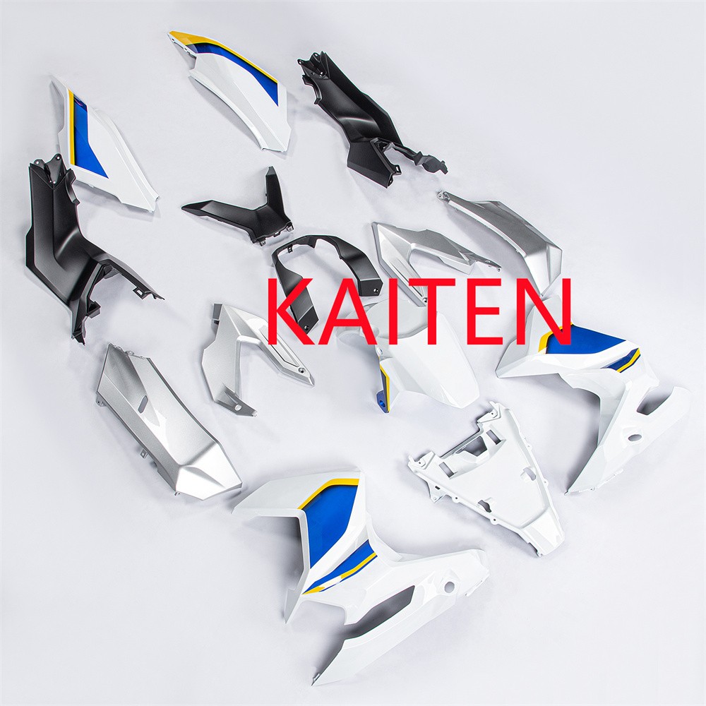 代引き不可※ADV 160 adv160 2023 以降 外装セット 白×青黄 | HONDA,ADV