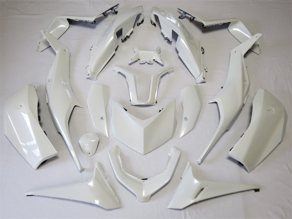 XMAX x-max xmax 2023 以降 新型 sg70j 外装セット 17点 塗装済 白