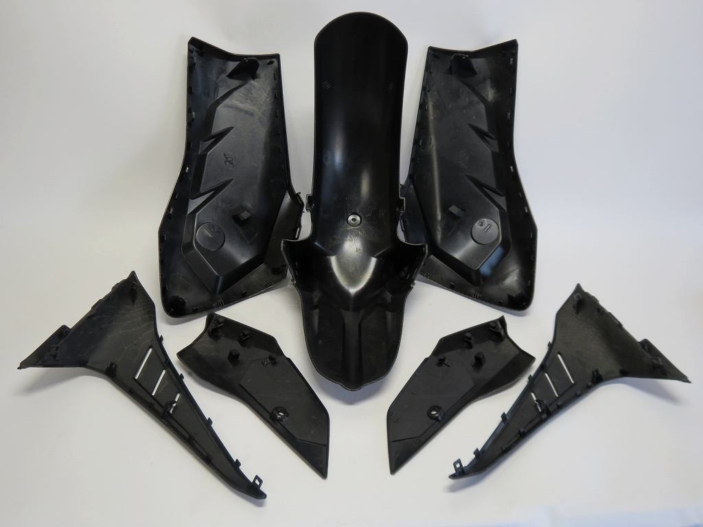 XMAX x-max xmax 2023 以降 シャークスタイル 7点 カウル セット