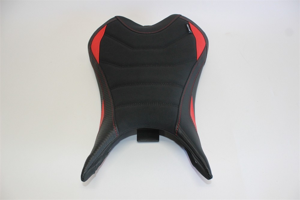 TRIUMPH用 STREET TRIPLE 765 S / R / RS 2023 以降 本体ありフロントシート ストライプ 赤|TRIUMPH