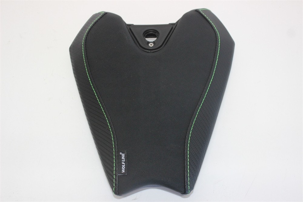 Z1000 z1000 2014-2022 カスタム リアシート 本体あり カーボン調X黒