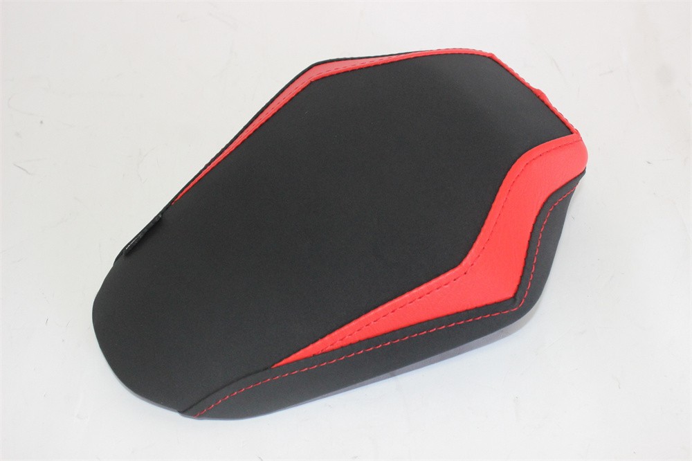 ducati�� �ѥ˥����� Panigale V4 2025 �ʹ� �ꥢ������ �������� ��
