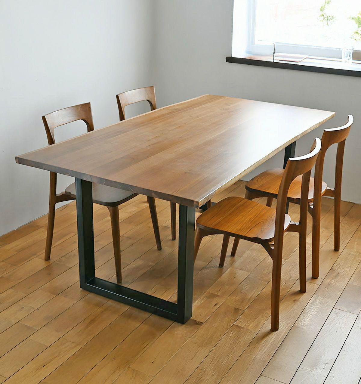 ナチュラルエッジ ダイニングテーブル(W165) (W180)