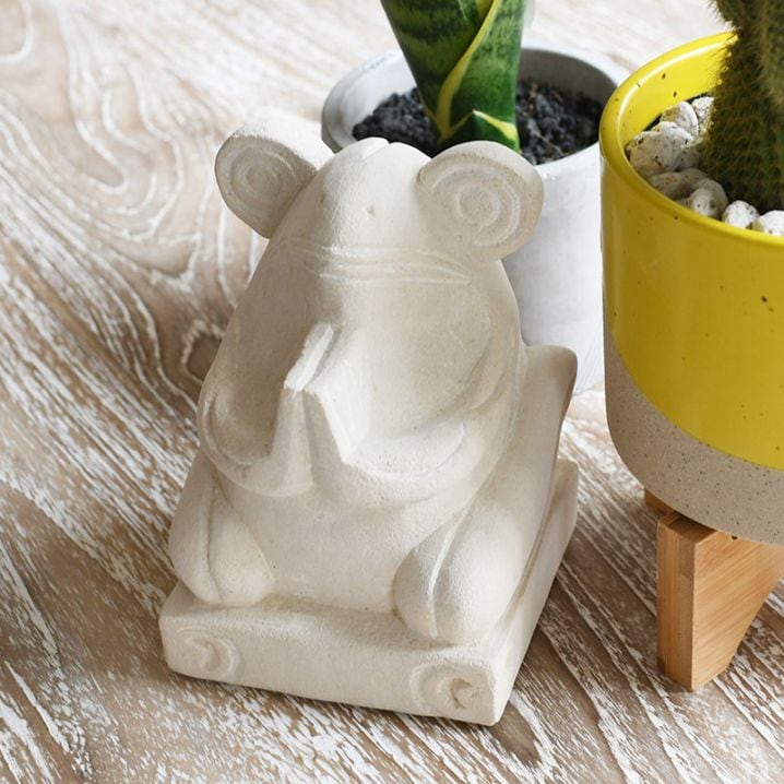 ライムストーン カエルのオブジェ