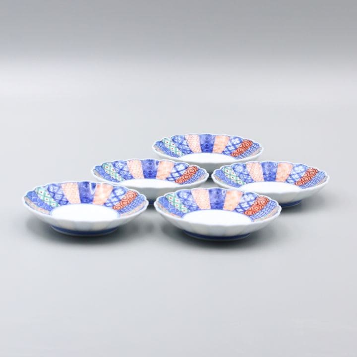 豆皿 菊形 込 染錦地文