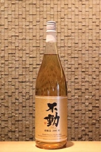 ��ư �ܾ�¤ 2001ǯ 1800ml