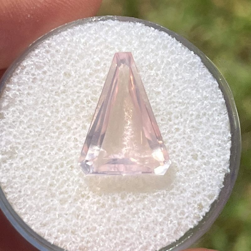 ローズクオーツ・ルース（メロディ・ガレージセール）