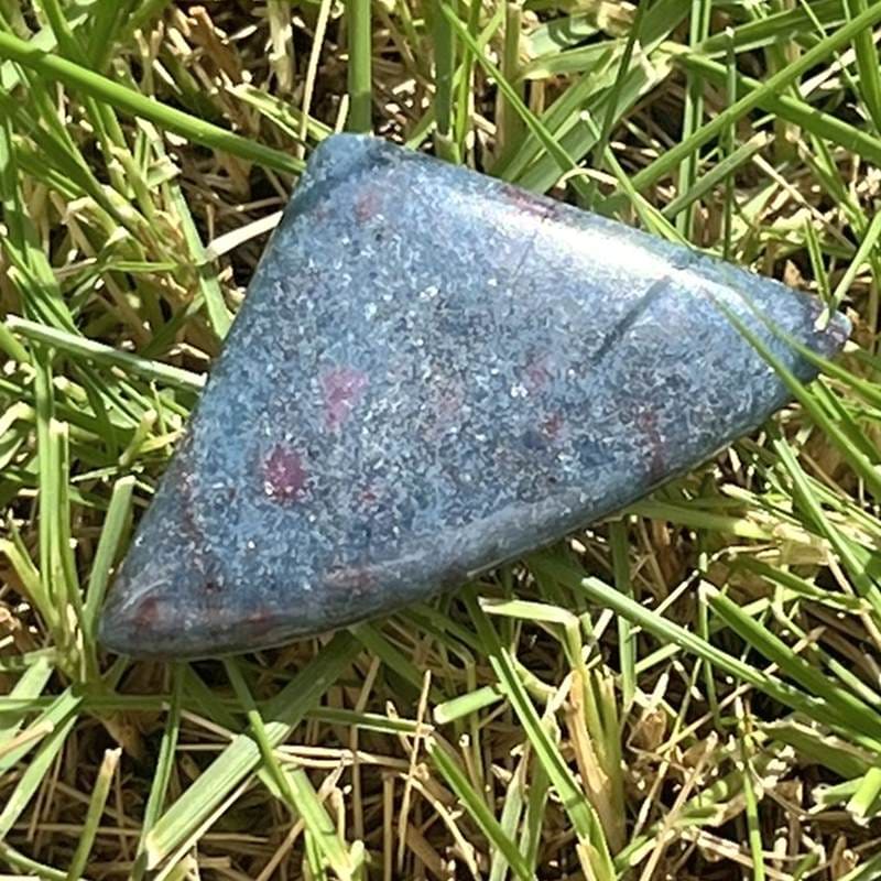 ルビー・イン・カイヤナイト・ルース3