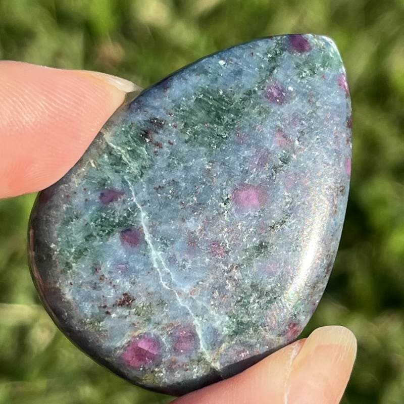 ルビー・イン・カイヤナイト・ルース9