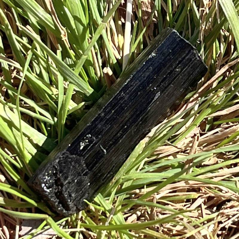 ブラックトルマリン原石（トップクオリティ）3