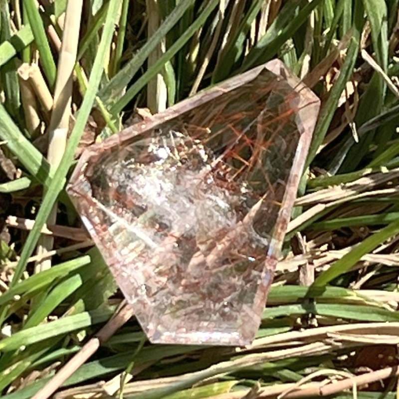 レッドルチルインクォーツ・ファセットカット（メロディ・ガレージセール）