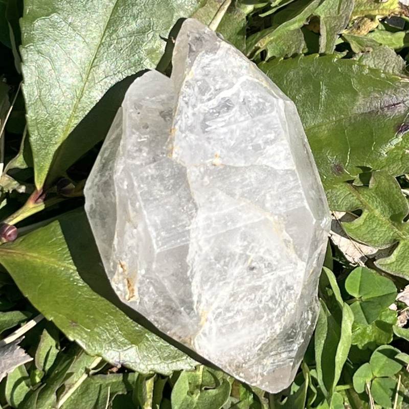 チベタンクォーツ大2(レインボウ、DT)