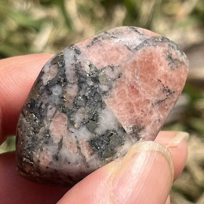 トリプライト・ワグネライト・ウィズ・ゴールデンパイライト・タンブル5