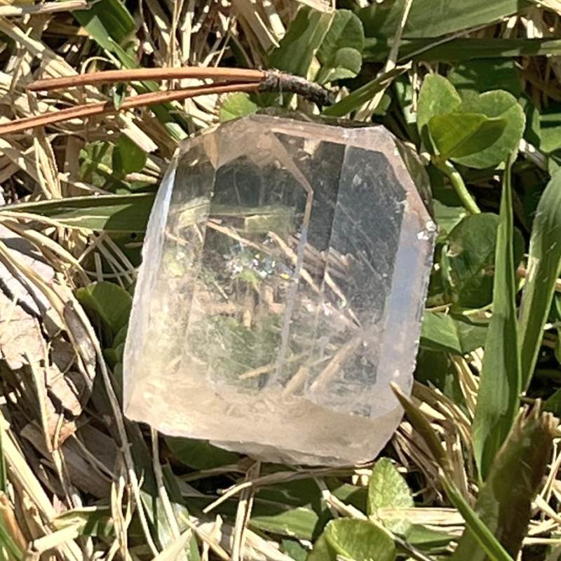 ピーチピンク・トパーズ・クリスタル1（レインボウ）