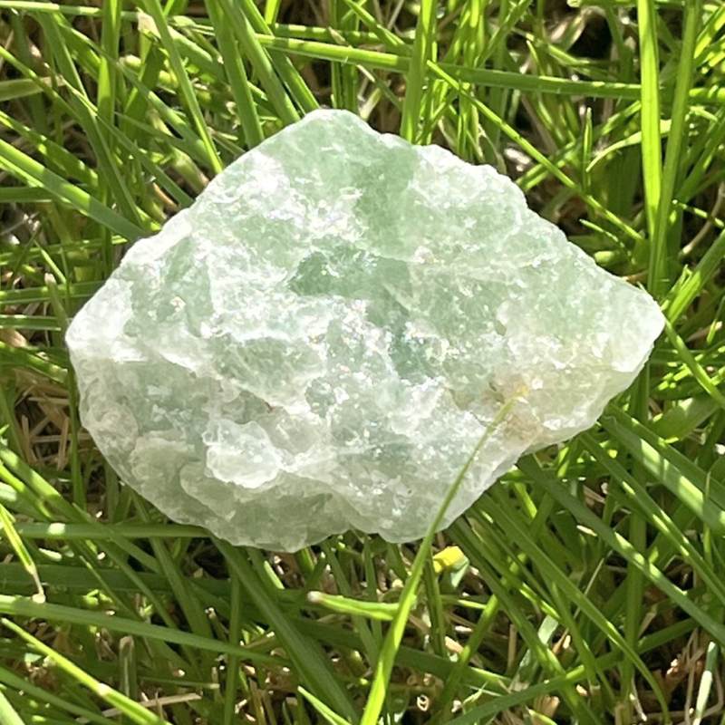 グリーン・タンザリン原石2