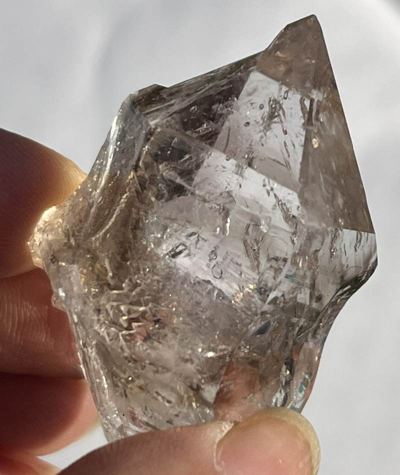 ブランドバーグ・クリスタル原石ポイント1（DT、エレスチャル、ウォーリアー、レインボウ）