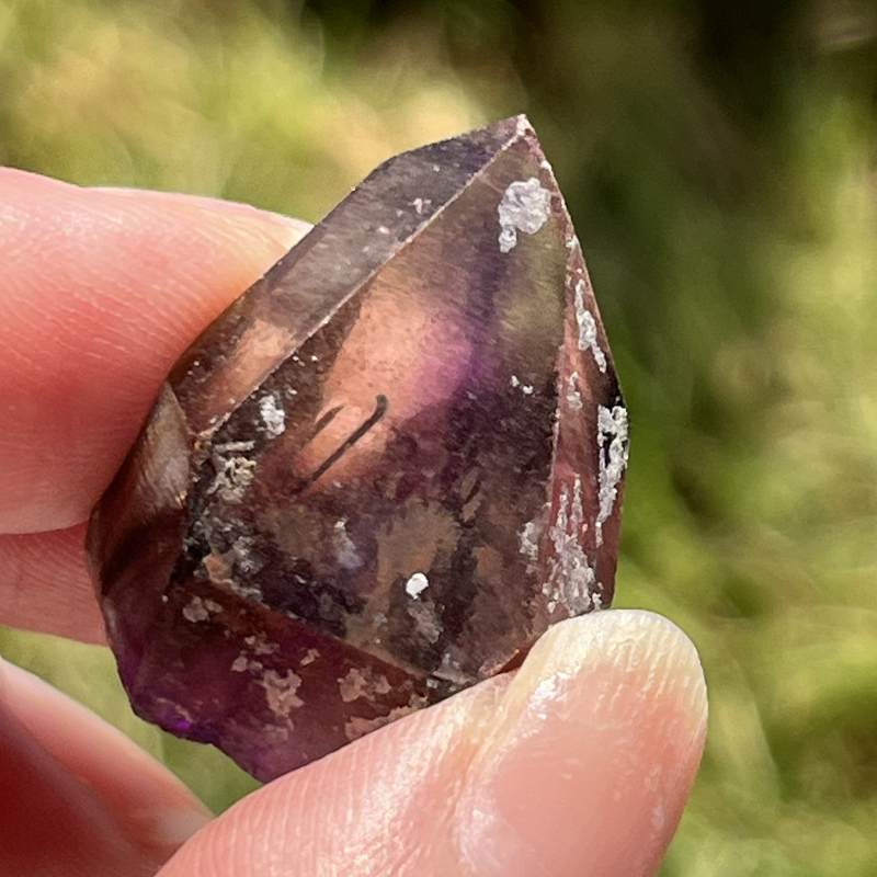 ブランドバーグ・アメシストクオーツ原石ポイント10