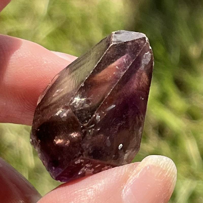 ブランドバーグ・アメシストクオーツ原石ポイント10