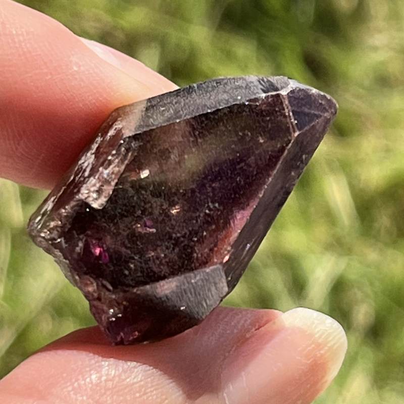 ブランドバーグ・アメシストクオーツ原石ポイント10