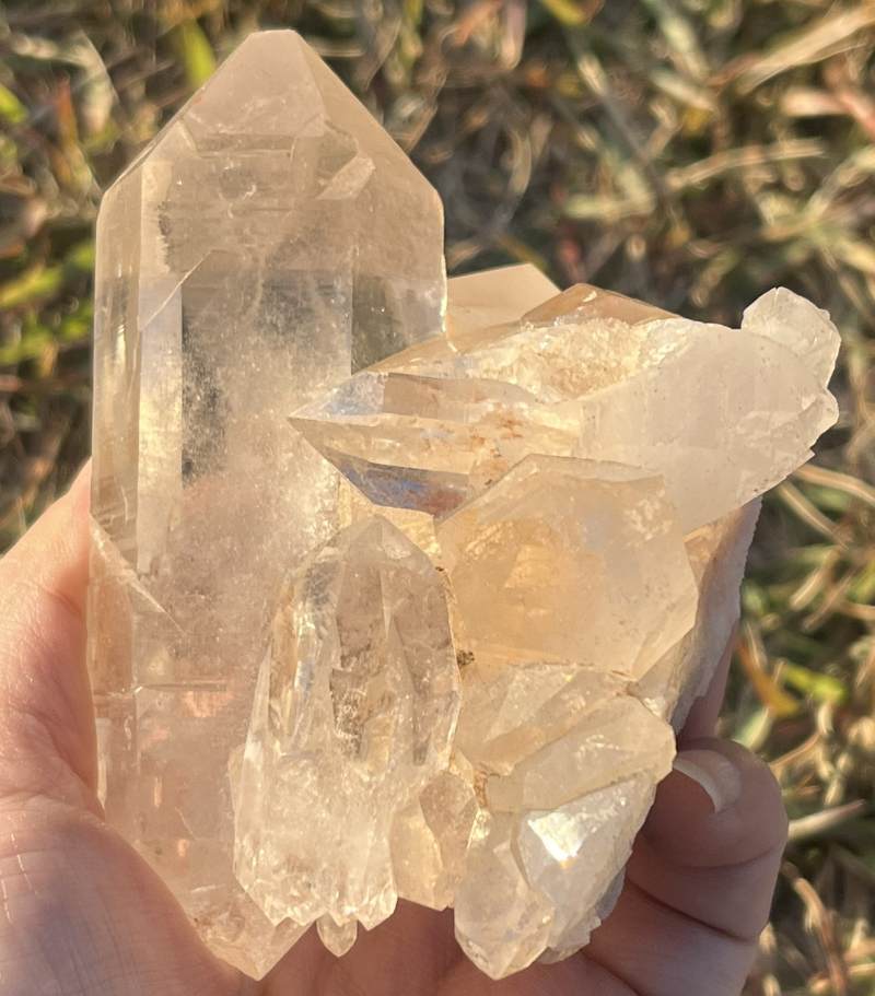 マニカランクォーツ原石（大）（レインボウ、DT）