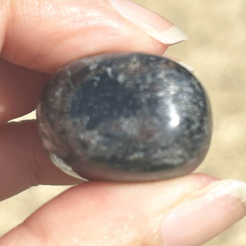 アルベゾナイト・タンブル2