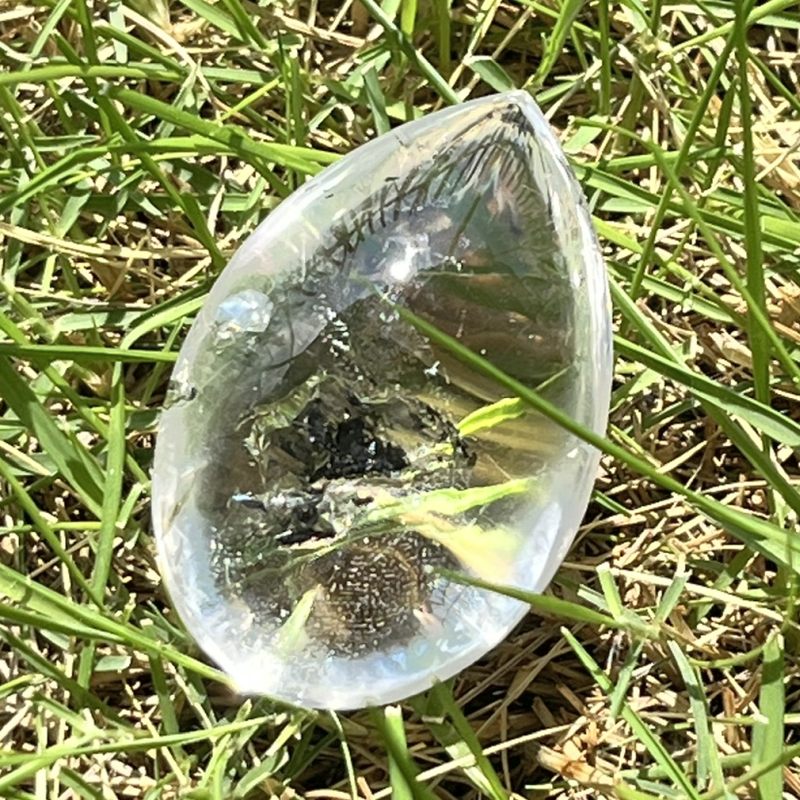 ムービングサンド・エンハイドロクォーツクリスタル（超超レア）