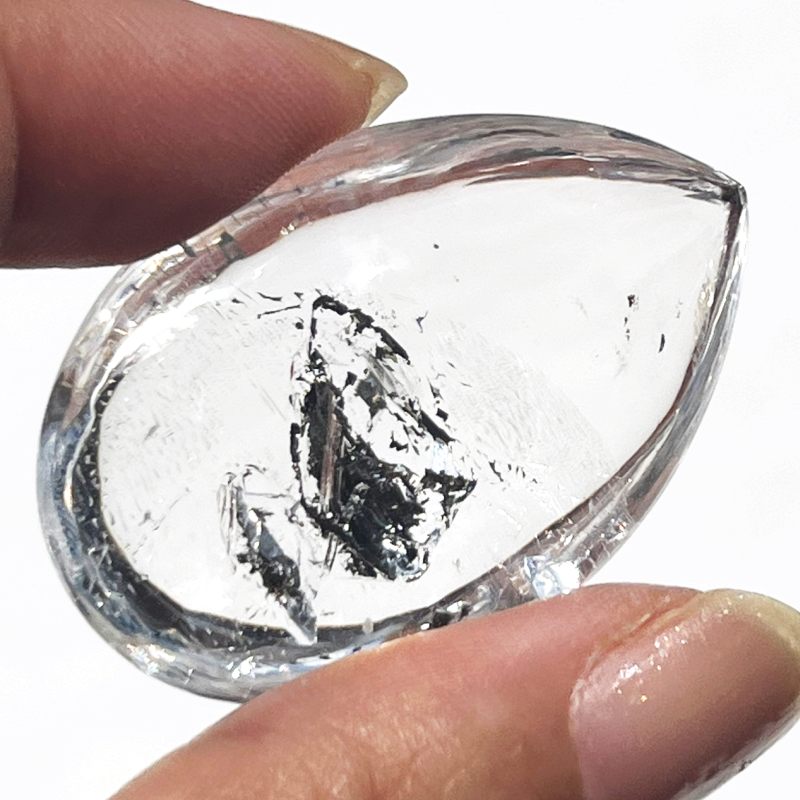 ムービングサンド・エンハイドロクォーツクリスタル（超超レア）