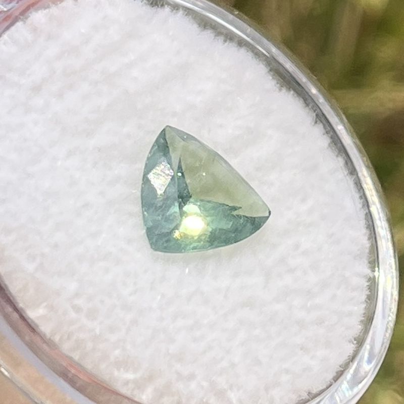 ブルーグリーン・アパタイト・ルース（メロディ・ガレージセール）1