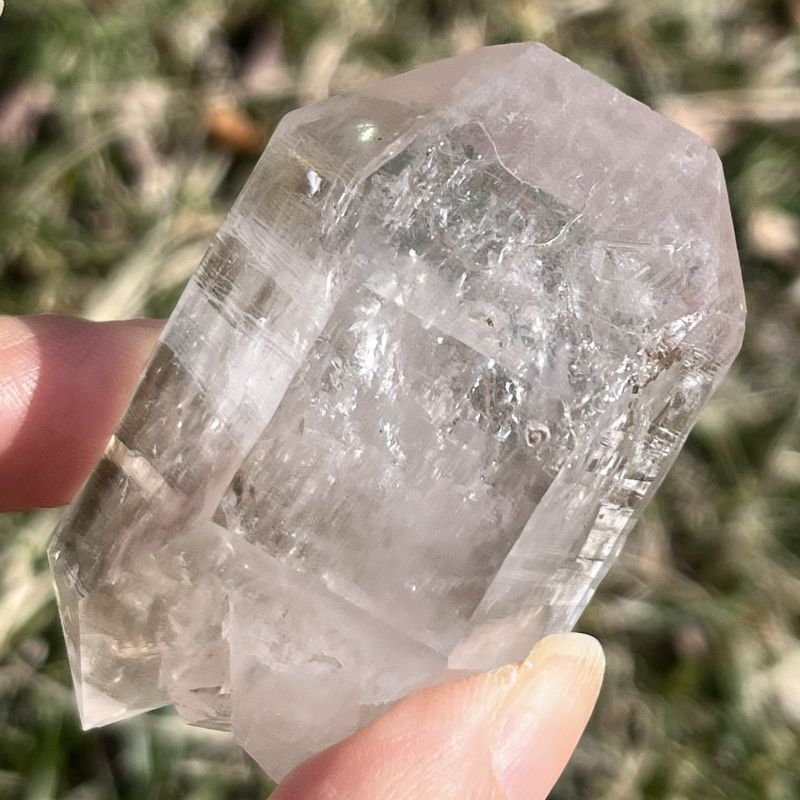 ブランドバーグ・アメシストクオーツ原石ポイント5(DT、タビー、アバンダンス）