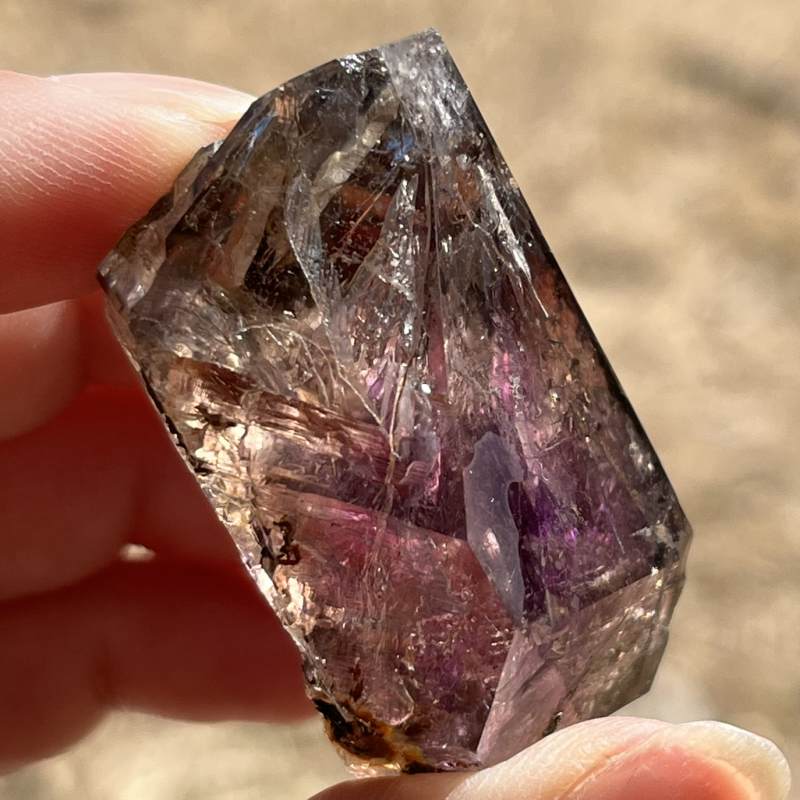 ブランドバーグ・アメシストクオーツ原石ポイント4