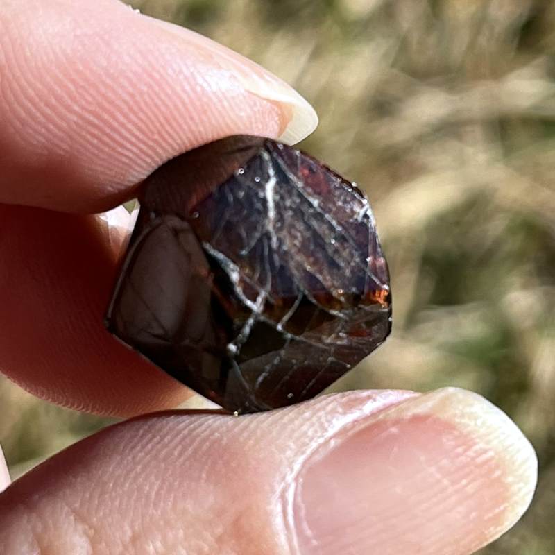 ドデカヘドロン・ガーネット