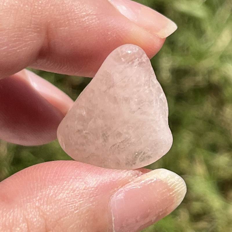 モルガナイト・タンブル（AAクオリティ）６