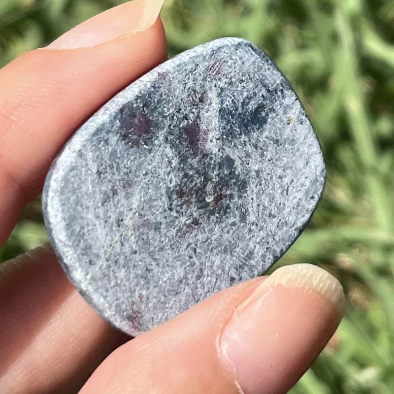 ルビー・イン・カイヤナイト・ルース５