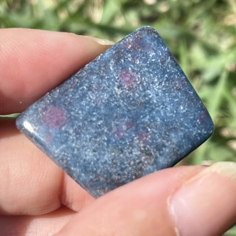 ルビー・イン・カイヤナイト・ルース６