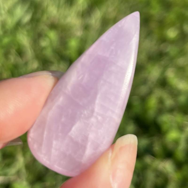 ラベンダー・クンツァイト・しずく型カボション6