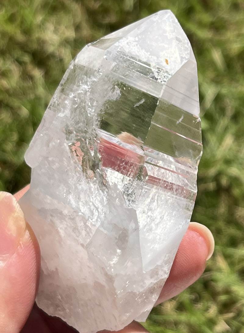 コロンビア産　レムリアン水晶　レインボー綺麗 高品質++]コロンビア産水晶クラスター/レムリアンシード