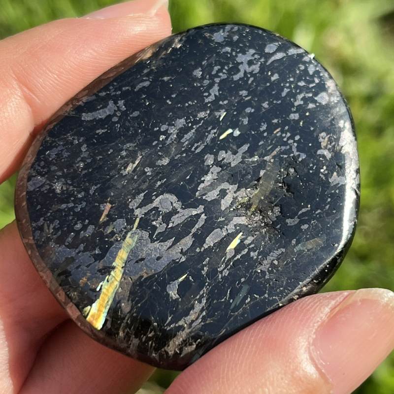 ヌーマイト・ポケットストーン（大）（ハイクオリティ）