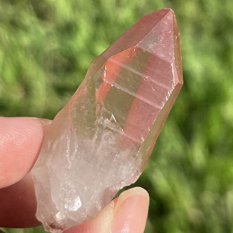 ピンク・レムリアンクォーツ8（レインボウ）